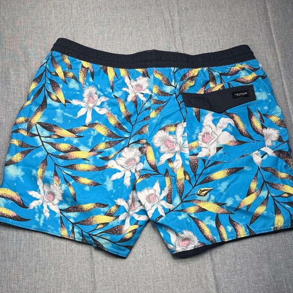 Volcom Men's Tropical Blue Board Shorts - Picture 5 of 6